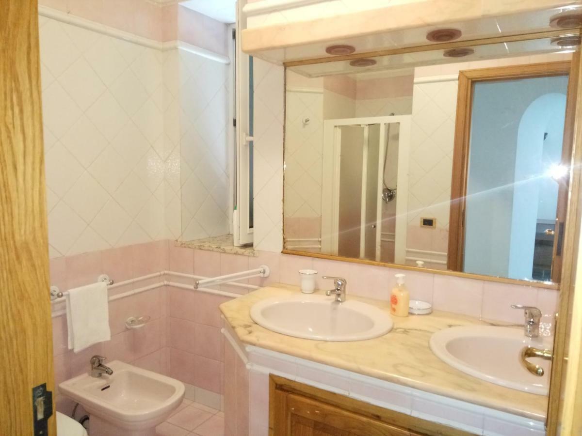 Villa Pithecusa 이스키아 외부 사진